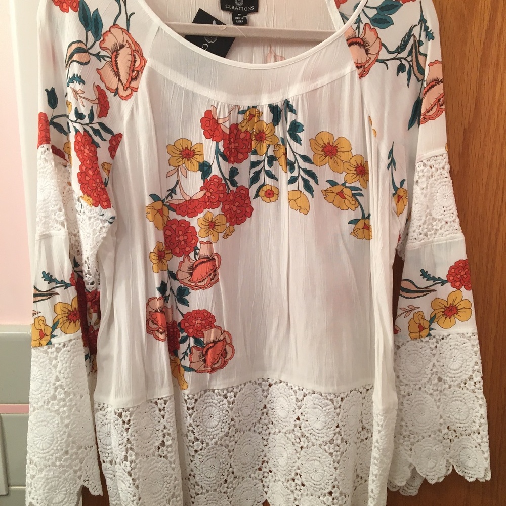 Curations Summer Blouse Size M